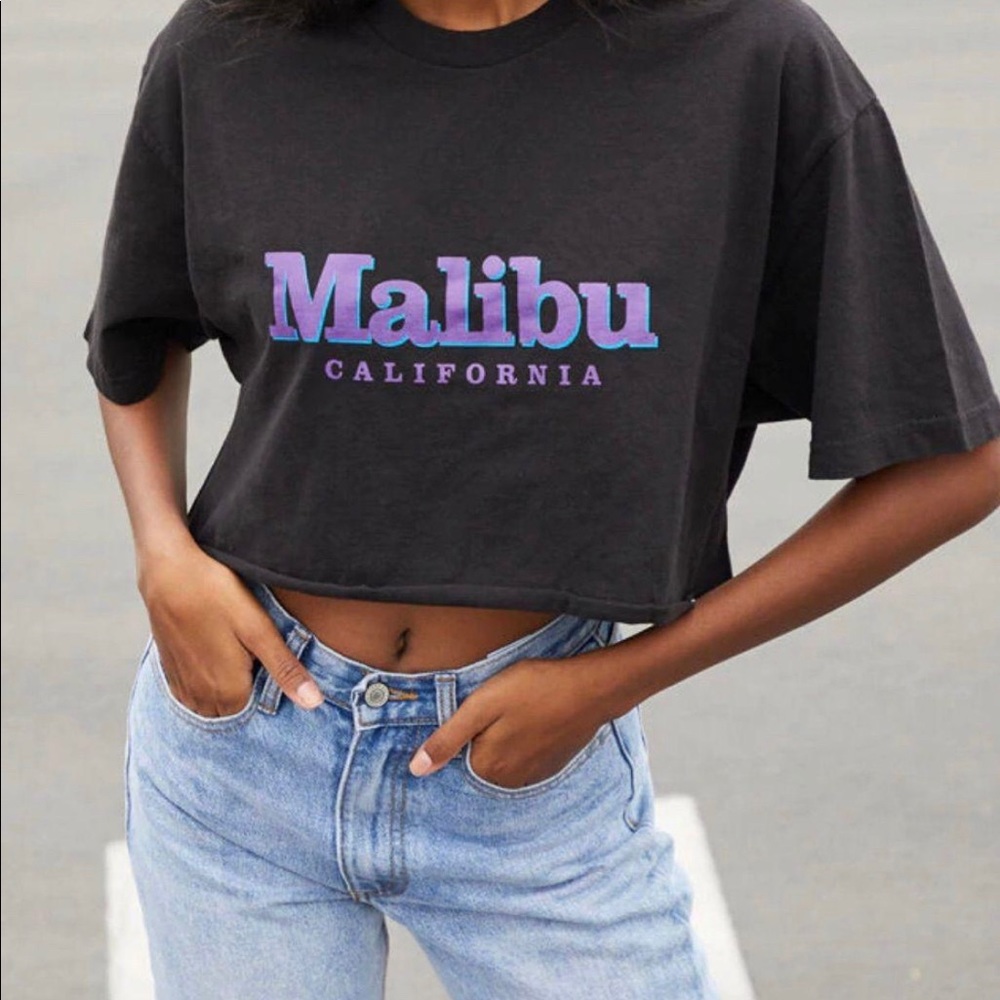 BRANDY MELVILLE MALIBU TOP